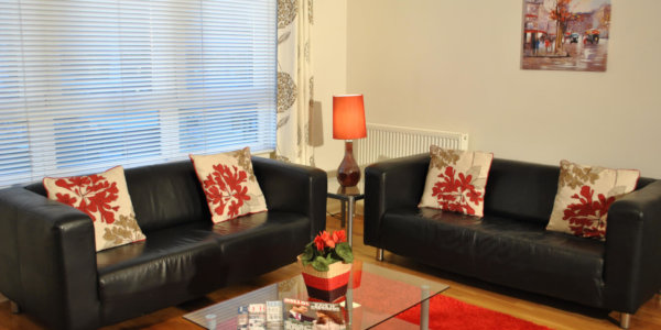 Edinburgh City Centre Apartments Living Room